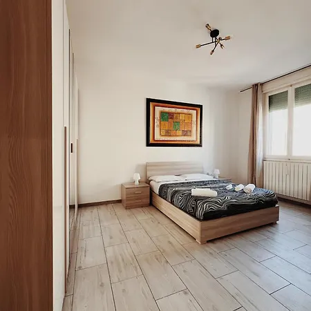 Apartamento Dominican Bolonia